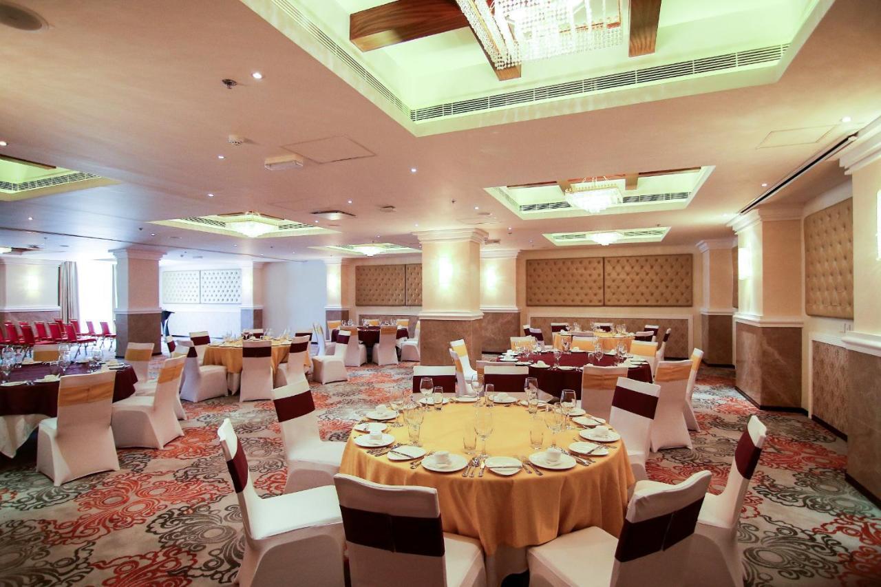 Centara Muscat Hotel Oman Buitenkant foto